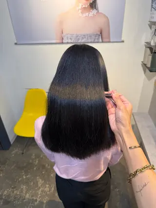 セミロング 縮毛矯正/レイヤー カット⭐️SHOTAのヘアスタイル