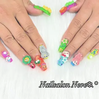 ネイル Nailsalon Neve❄︎.*のネイルデザイン