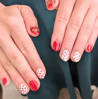 ネイル カラフルツメコ 伊藤のネイルデザイン