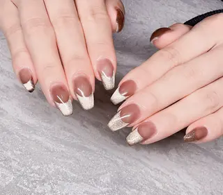 ネイル R inのネイルデザイン