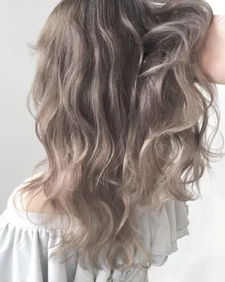 ロング カラー パーマ ヘアアレンジ 【公式】amble luxe池袋東口🩷のヘアスタイル