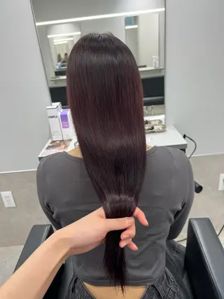 ロング maya レイヤーカットのヘアスタイル