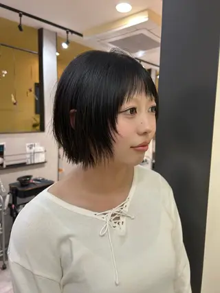 ショート hub hair レイヤー/透明感のヘアスタイル