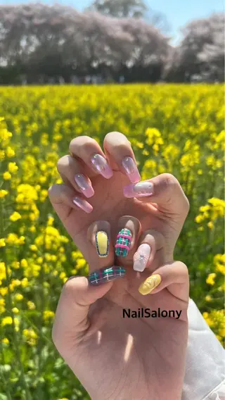 ネイル Nail Salon yのネイルデザイン