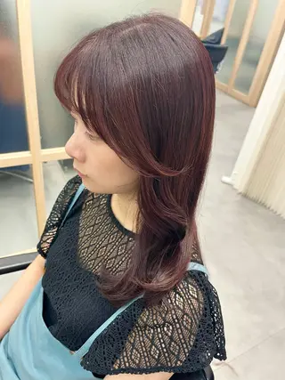ミディアム カラー 難波/髪質改善/スパ ツヤ／顔周りレイヤーのヘアスタイル