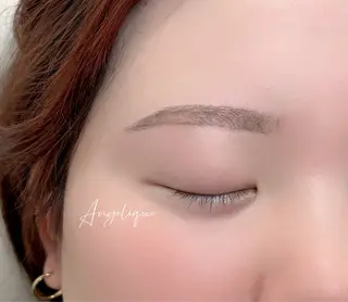 アイブロウ 小倉 彩愛のマツエク・マツパデザイン