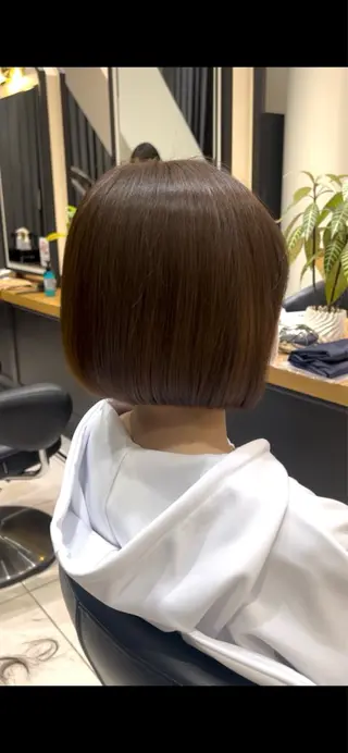 ショート maison blanc AVEDA所属・ホリオ チヒロのヘアスタイル