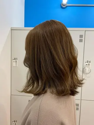 ミディアム FENICE on the beach所属・タニ ヒナタのヘアスタイル