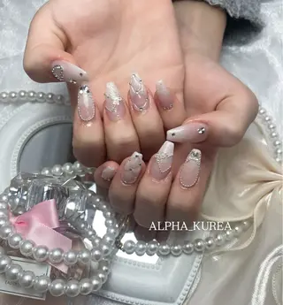 ネイル ALPHA. KUREAのネイルデザイン