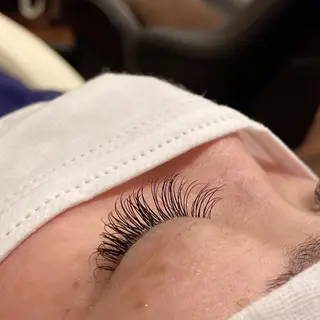 マツエク・マツパ salon kannaのヘアスタイル