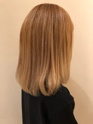 セミロング eclat suzumiのヘアスタイル
