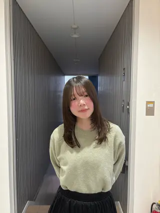 ロング LUVISM 神田こころのヘアスタイル