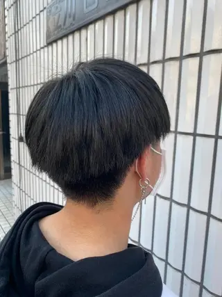 カラー DC SHIONのヘアスタイル