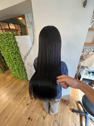 ロング ⚪️髪質改善 縮毛 店長 コウ⚪️のヘアスタイル