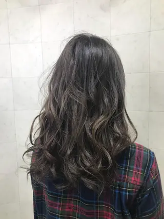 セミロング Adachi Fujikoのヘアスタイル