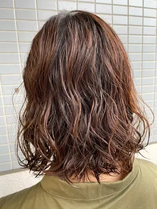 ミディアム パーマ ボブ/インナーカラー /眉毛/Miyuのヘアスタイル