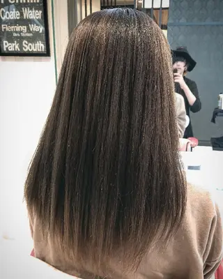 ロング カラー 保住 恭平のヘアスタイル