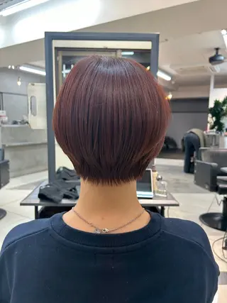 ショート レイヤー×ツヤカラー 渋谷/kougaのヘアスタイル