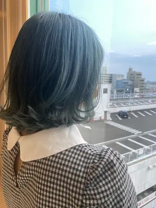 ショート カラー ハイトーン/ウルフ /レイヤー/坂野幸伸のヘアスタイル