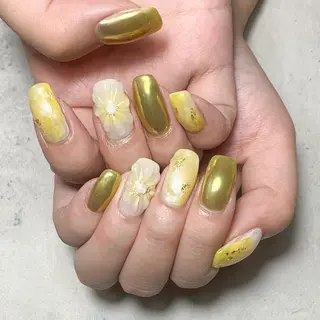 ネイル atelier　FIORITURA所属・FIORITURA aiのネイルデザイン