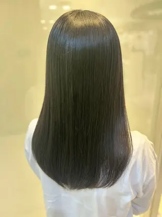 セミロング カラー 髪質改善/縮毛矯正 ササキナツミのヘアスタイル