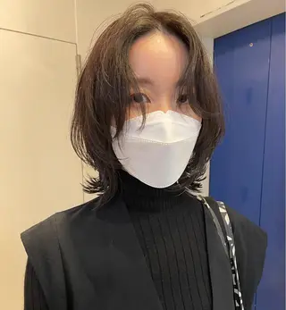 ミディアム カラー パーマ レイヤー／似合わせ TAKUYAのヘアスタイル