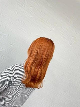 セミロング カラー LaRmE Ayumi.のヘアスタイル