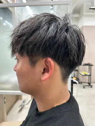 メンズ 市川透明感カラー &パーマ美容師Kaiのヘアスタイル