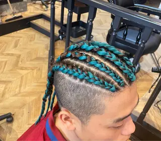 服部 洋人のヘアスタイル