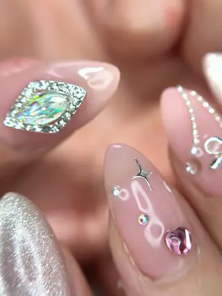 ネイル OKIKA所属・【OKIKA】 らん🦖🌈🧡のマツエク・マツパデザイン