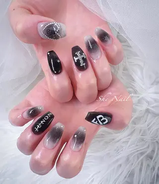 ネイル She   Nail所属・ISA_ BELLAのネイルデザイン