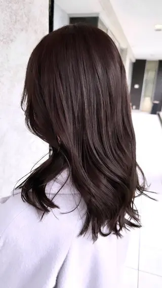 セミロング カラー 椎葉 祐也のヘアスタイル