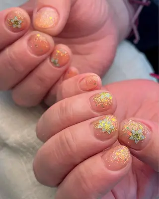 ネイル Blushオーナー Shiinaのネイルデザイン