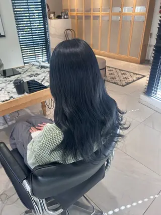 カラー miko🪽地毛風/ ハイトーン/レイヤーのヘアスタイル