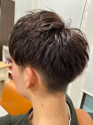 メンズ 柏のセンターパート のプロ関口 柊太のヘアスタイル