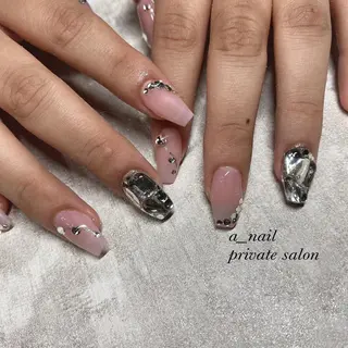 ネイル 菅 恵奈のネイルデザイン