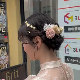 ヘアアレンジ 縮毛矯正ヘアアレンジ 🌸三輪知優🌸のヘアスタイル