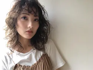 ミディアム ヘアアレンジ クリスタルマジック hair &　eyeのヘアスタイル