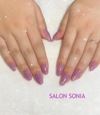 ネイル 小顔・毛穴・たるみ ネイル　似内真樹のエステ・リラクイメージ