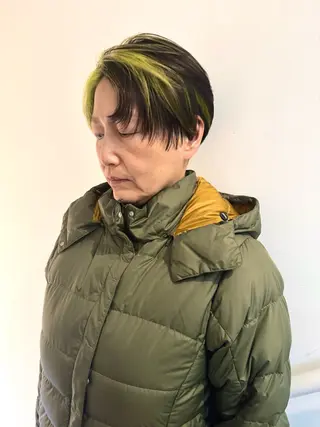 ショート カラー コイデ リュウセイのヘアスタイル