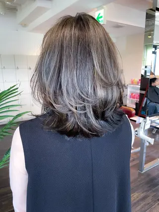 セミロング カラー 似合わせヘア🤍 面田法子のヘアスタイル