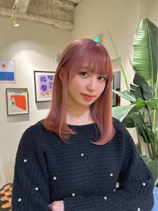 セミロング カラー ayaka♡ 柔らかカラーのヘアスタイル
