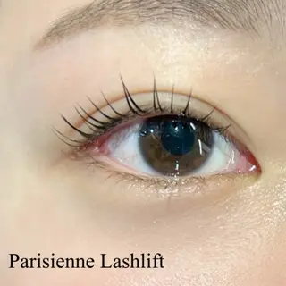 マツエク・マツパ まつ毛パーマ専門 茉里のヘアスタイル