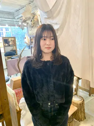 ミディアム カラー LEB所属・下河 宗太のヘアスタイル