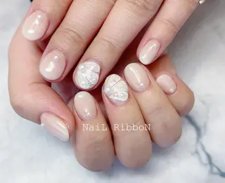 ネイル ネイルリボン 受付スタッフのネイルデザイン