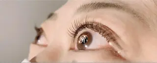 マツエク・マツパ R+所属・R+ aiのマツエク・マツパデザイン