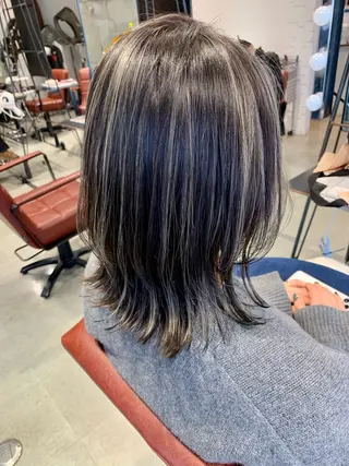 ミディアム 【🌟白髪ぼかし🌟 】レイヤー‼️長谷川のヘアスタイル