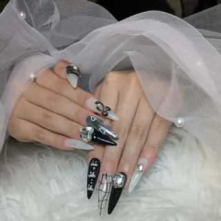 ネイル Queen Nail 柏店　クイーンネイルのネイルデザイン