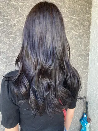 ロング カラー ami🍑艶カラー/ 髪質改善/透明感のヘアスタイル