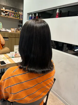 セミロング カラー 🎀縮毛矯正.暗髪 .艶髪🩶ちひろのヘアスタイル